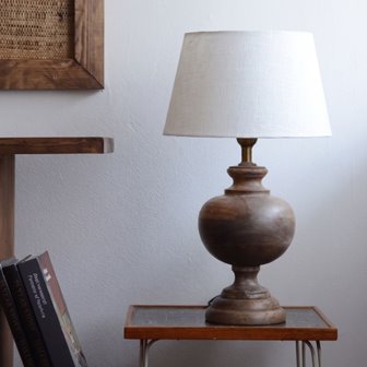 Drewniana lampa stołowa rustykalna Clark